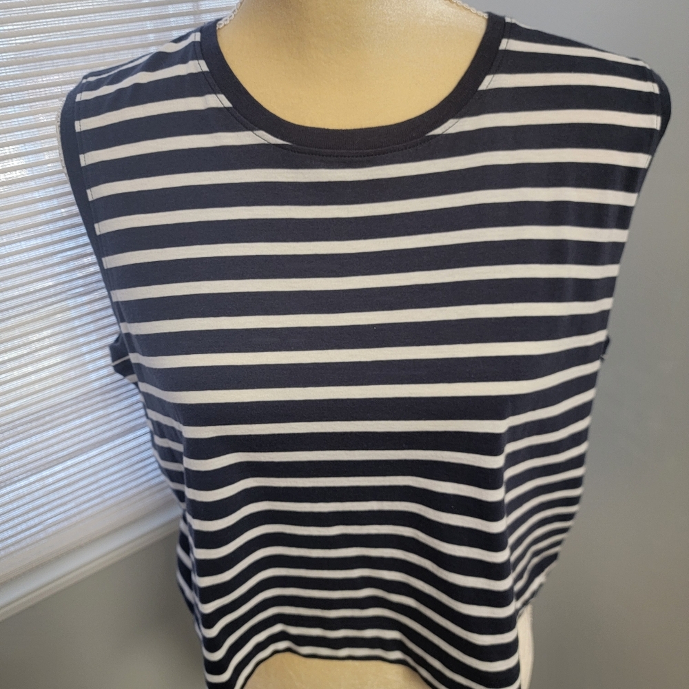 ATM Anthony Thomas Melillo Sz Large Sleeveless Navy Striped Cropped Muscle Tee